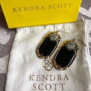 RARE ⭐️ Deva Kendra Scott Earrings